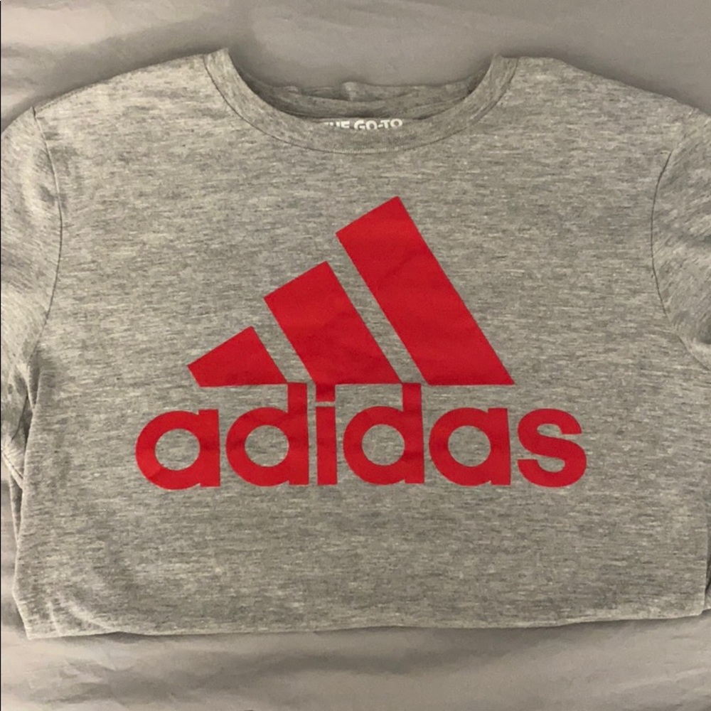 Adidas tshirt